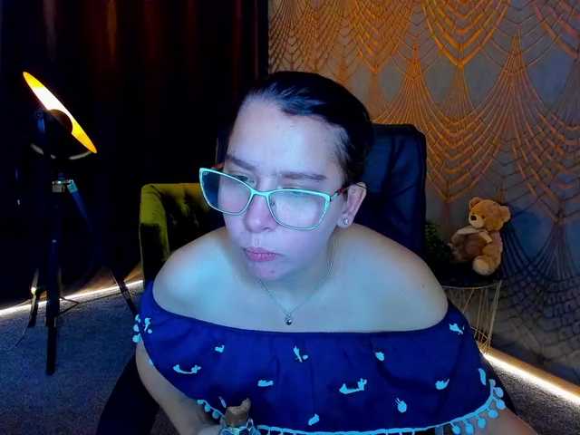Livia-Shy