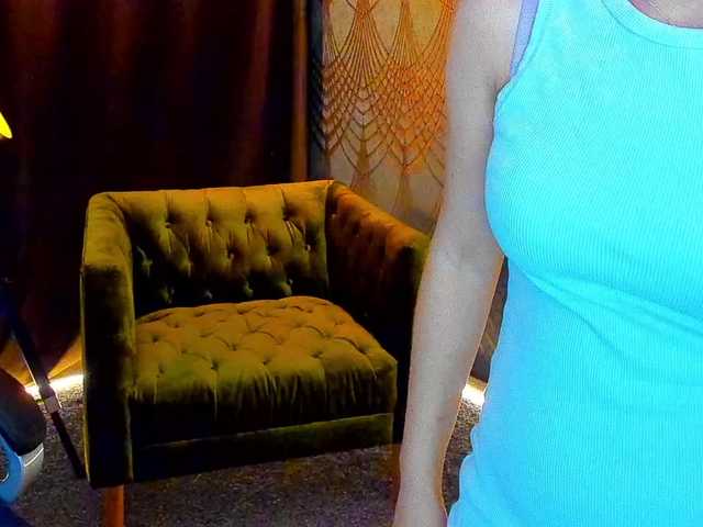 Livia-Shy