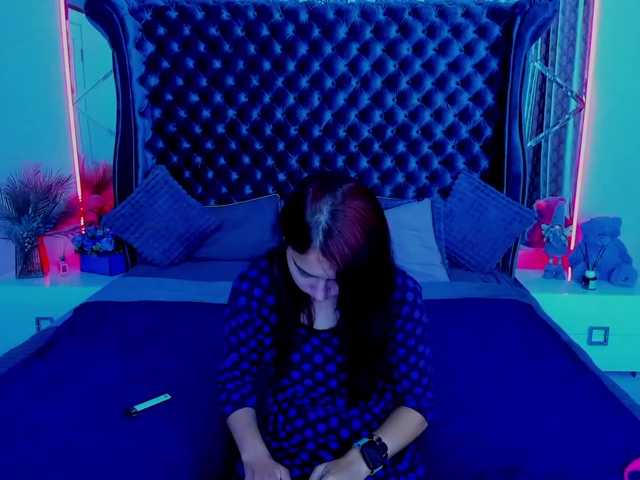 Livia-Shy live cam on BongaCams