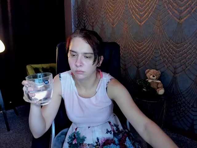 Livia-Shy live cam on BongaCams