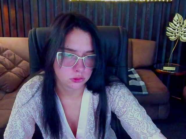 Livia-Shy live cam on BongaCams