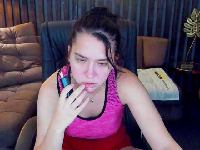 Livia-Shy live cam on BongaCams
