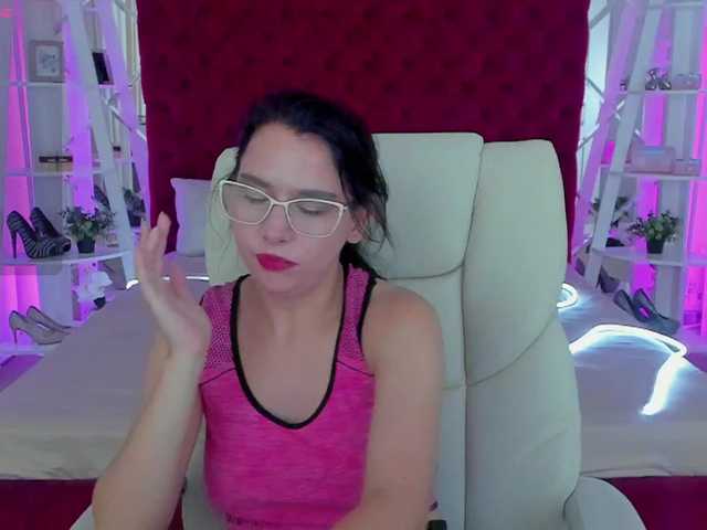 Livia-Shy live cam on BongaCams