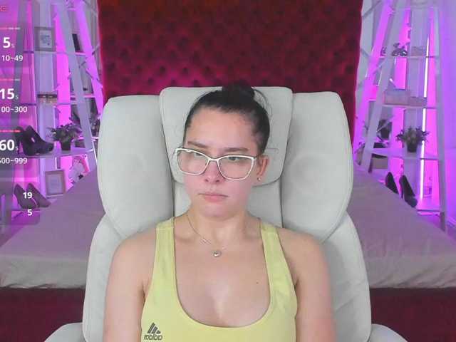 Livia-Shy live cam on BongaCams