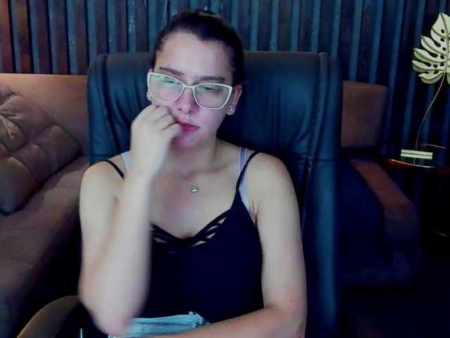 Livia-Shy live cam on BongaCams