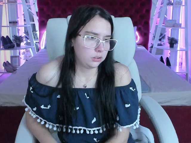 Livia-Shy live cam on BongaCams
