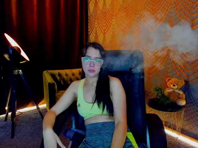 Livia-Shy live cam on BongaCams