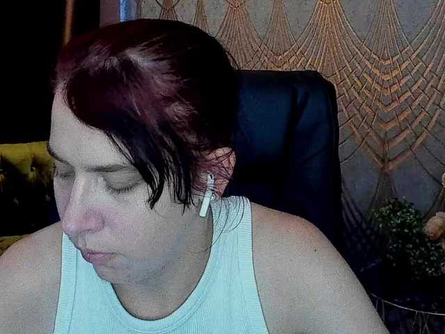 Livia-Shy live cam on BongaCams
