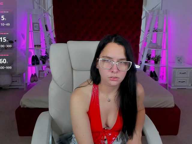 Livia-Shy live cam on BongaCams