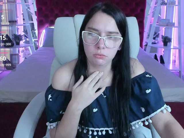 Livia-Shy live cam on BongaCams