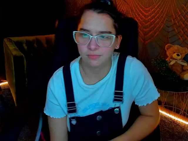 Livia-Shy