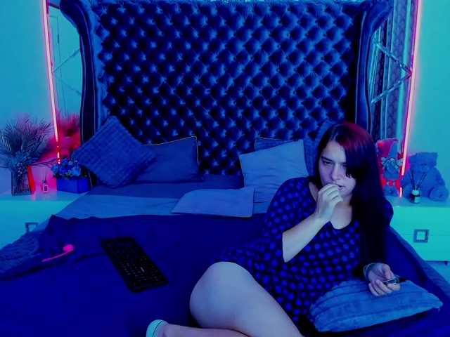 Livia-Shy live cam on BongaCams