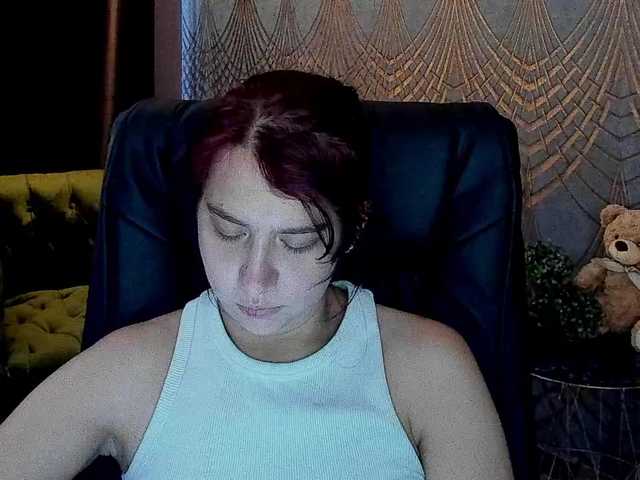 Livia-Shy live cam on BongaCams