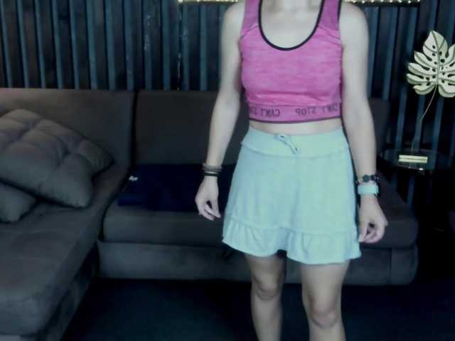 Livia-Shy live cam on BongaCams