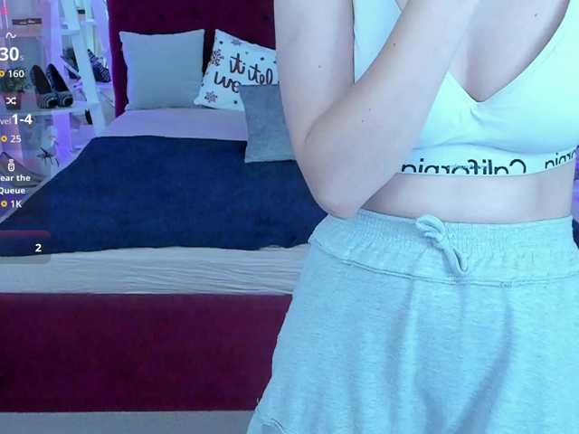 Livia-Shy live cam on BongaCams
