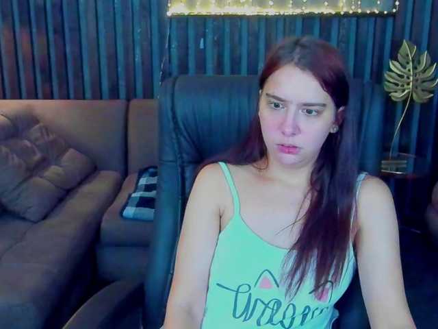 Livia-Shy