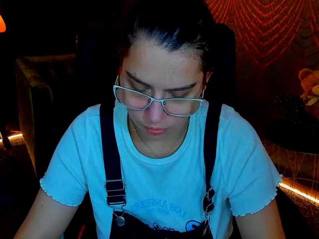 Livia-Shy live cam on BongaCams
