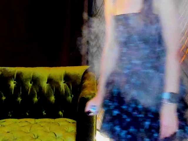 Livia-Shy live cam on BongaCams