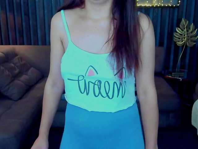 Livia-Shy live cam on BongaCams