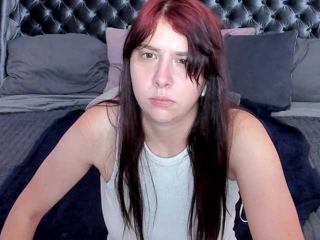 Livia-Shy live cam on BongaCams