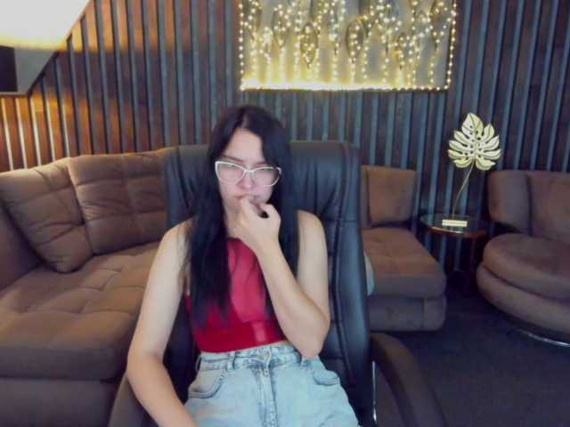 Livia-Shy, live now on BongaCams