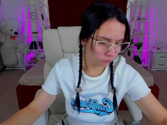 Livia-Shy