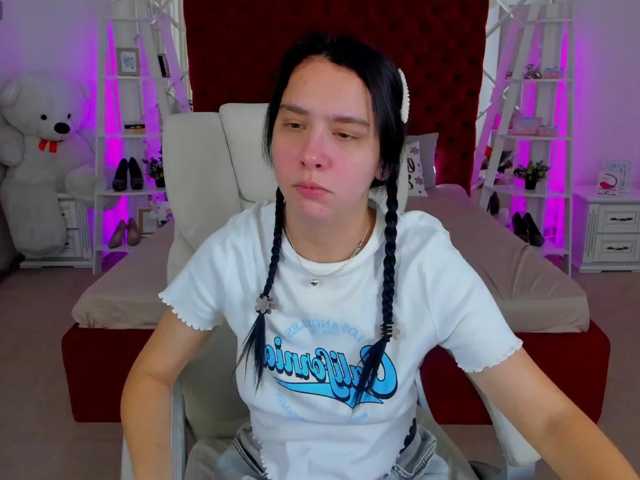 Livia-Shy