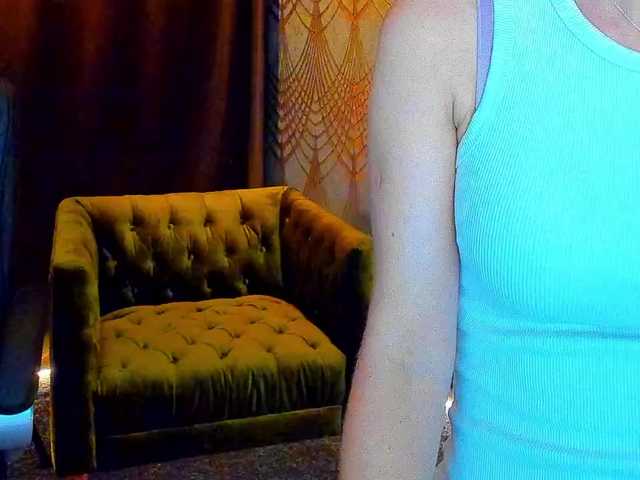 Livia-Shy