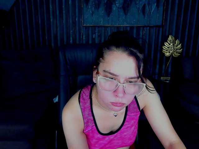 Livia-Shy live cam on BongaCams
