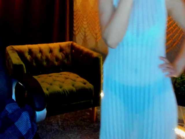 Livia-Shy live cam on BongaCams