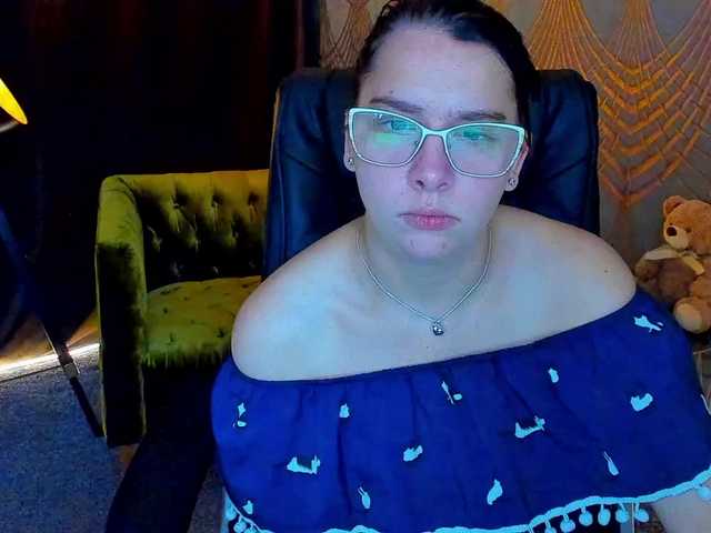 Livia-Shy