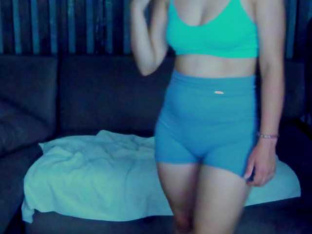Livia-Shy live cam on BongaCams