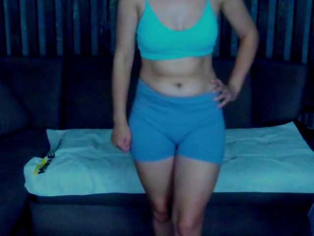 Livia-Shy live cam on BongaCams