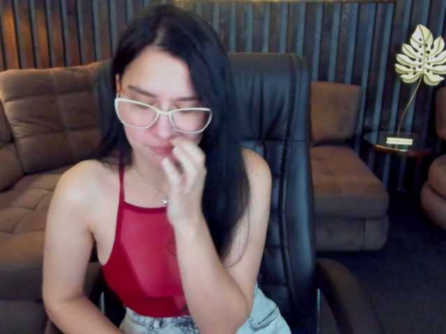 Livia-Shy live cam on BongaCams
