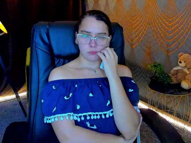 Livia-Shy