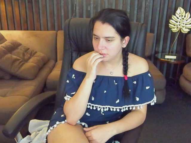 Livia-Shy live cam on BongaCams