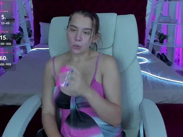 Livia-Shy live cam on BongaCams