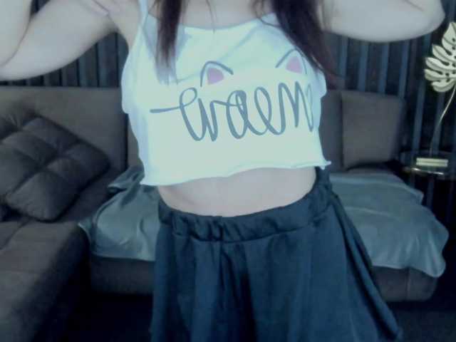 Livia-Shy live cam on BongaCams