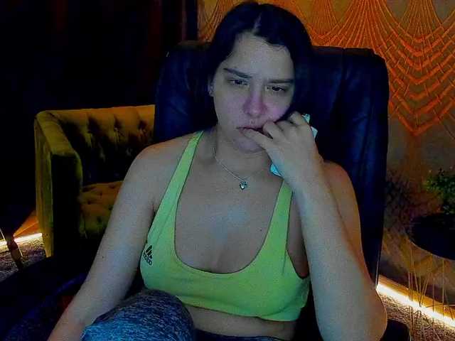 Livia-Shy live cam on BongaCams