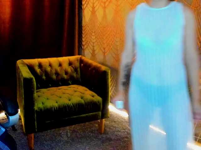 Livia-Shy