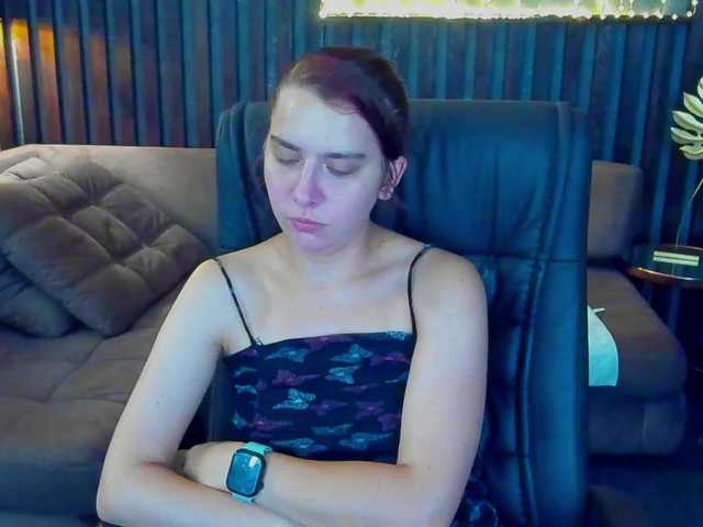 Livia-Shy live cam on BongaCams