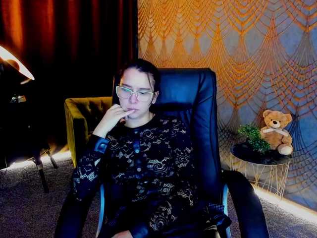 Livia-Shy
