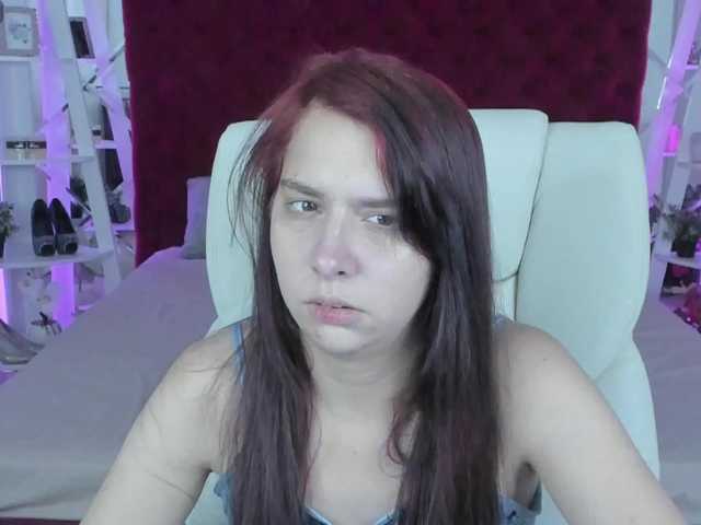 Livia-Shy live cam on BongaCams