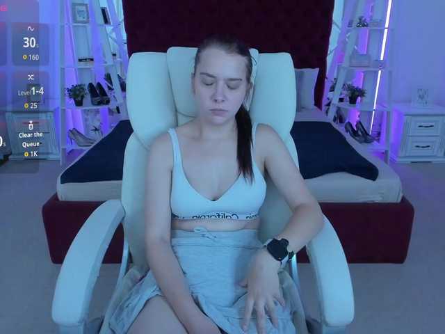 Livia-Shy live webcam show