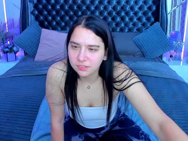 Livia-Shy live cam on BongaCams