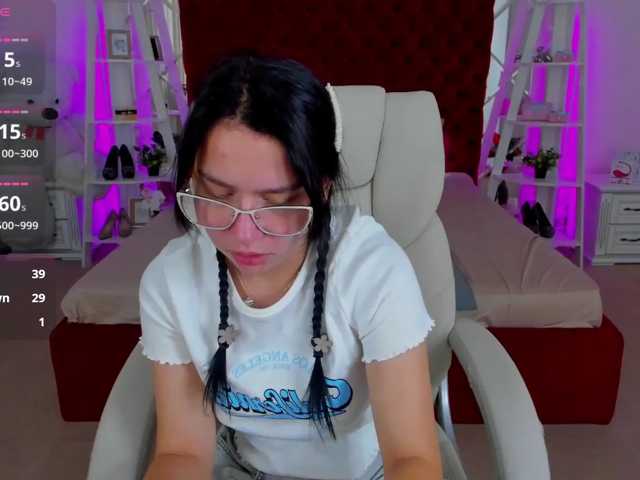Livia-Shy live cam on BongaCams