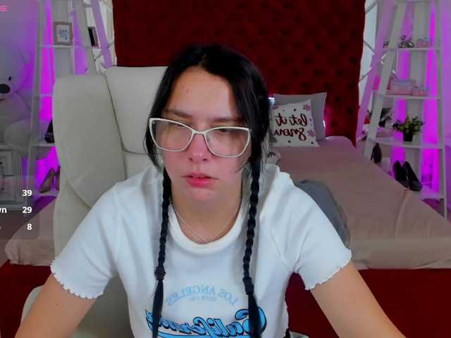 Livia-Shy