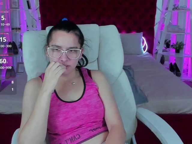 Livia-Shy live cam on BongaCams