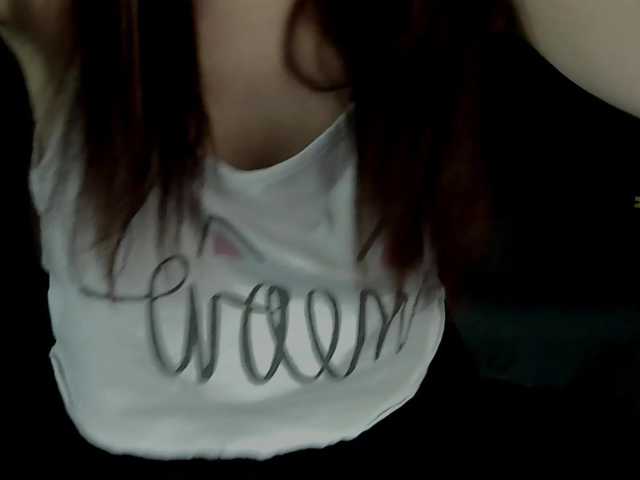 Livia-Shy live cam on BongaCams