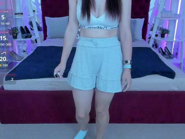 Livia-Shy live webcam show